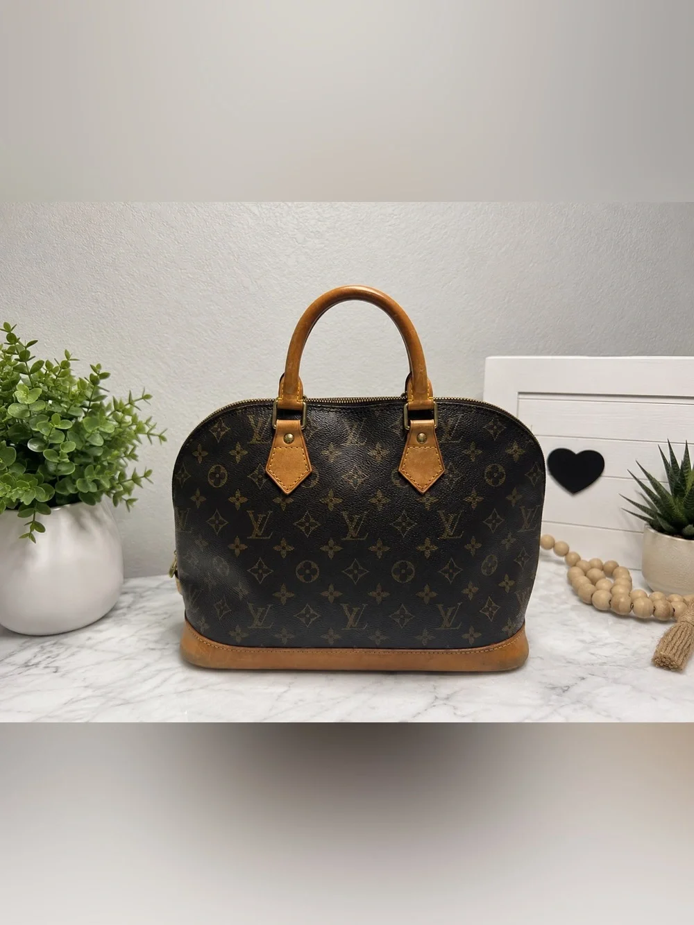 Authentic Louis Vuitton Monogram Alma PM Handbag With COA and lock